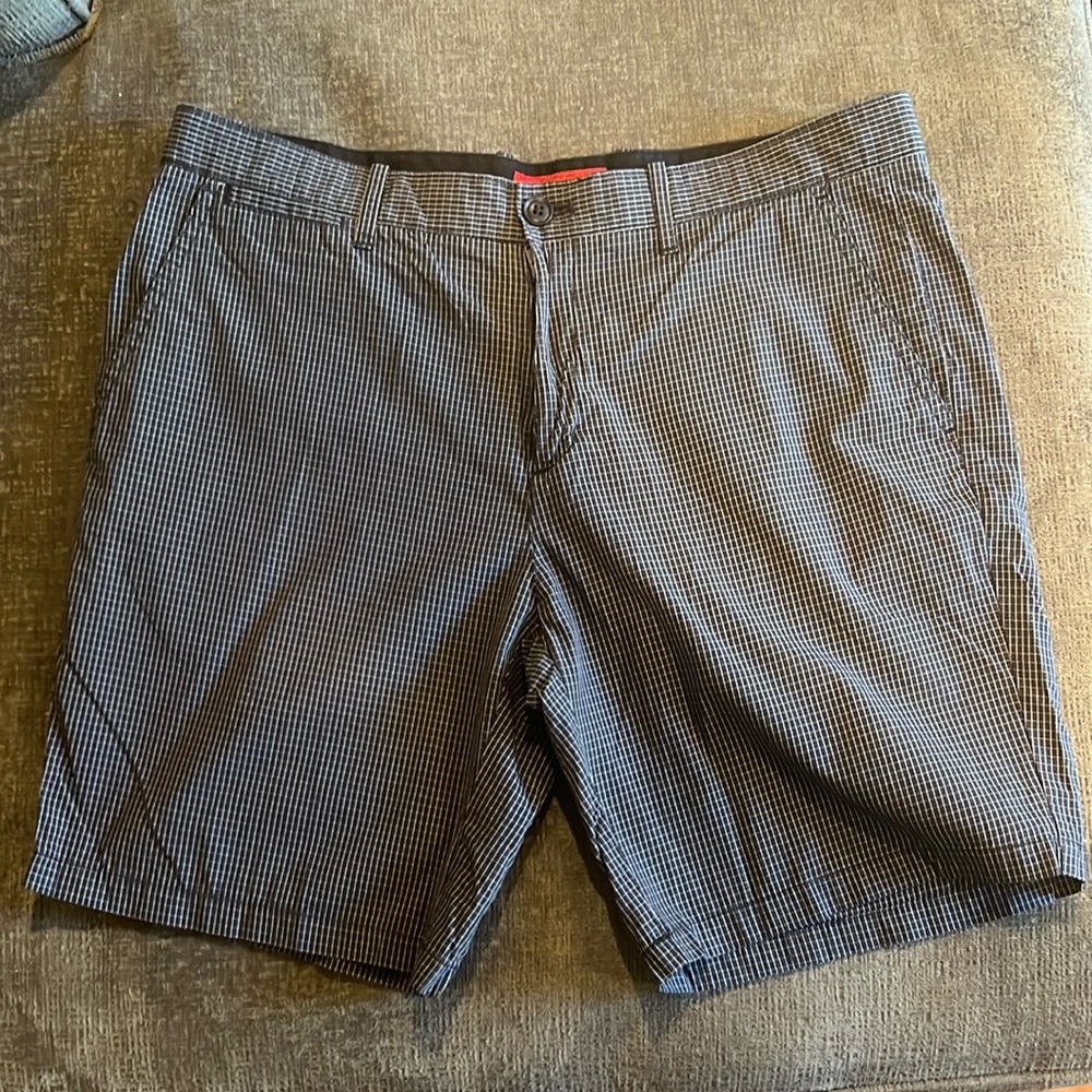 Black mini check short